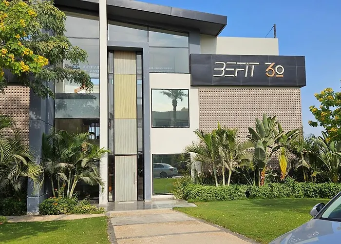 Azha 2bdr Families Only Apartment