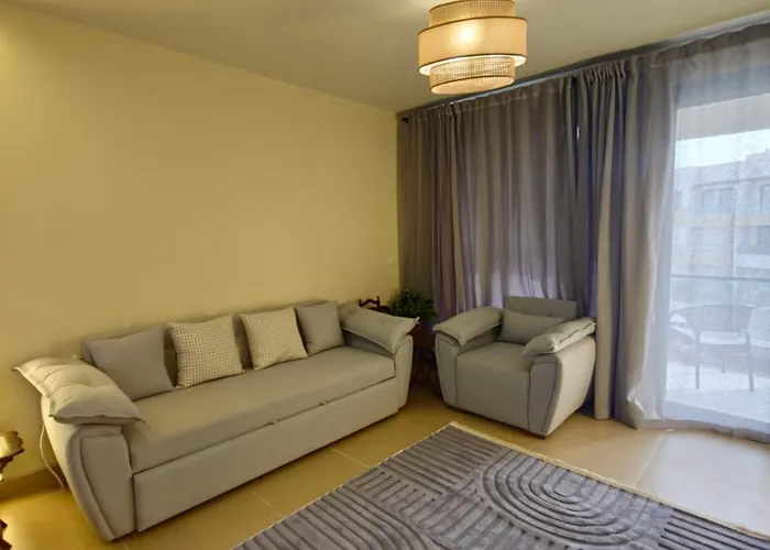 Apartment Azha 2bdr Families Only *